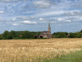 Vue arrière de l'église Saint Vulgan