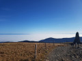 Vue au delà de la brume depuis sommet Grand Ballon