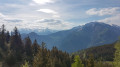 Vue dans la montée de basse montagne