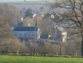 Vue de l'église de Saint Hadelin à partie de Les Agaus