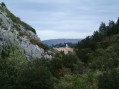 Vue de Peypin depuis le bas de la colline de la Cride Vue de Peypin depuis le bas de la colline de la Cride