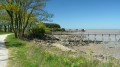 Vue depuis le chemin de randonnée : les carrelets