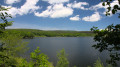 Vue depuis le côté ouest du lac Vue depuis le côté ouest du lac