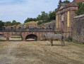 Circuit des remparts et sentier au-dessus des fortifications à Neuf-Brisach
