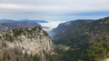 Vue sur la vallée depuis le sommet du Creux de Van