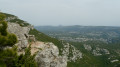 Vue sur le Pic St Loup et le Rocher de l'Hortus depuis le Roc de la Jarre