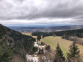 Vue sur les châteaux de Joux et du Fort Malher