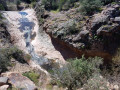 vue sur les marmites, depuis le pont. vue sur les marmites, depuis le pont.