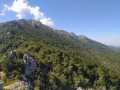 Vue sur les rochers montagneux