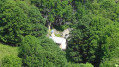 Vue sur les ruines et la chapelle de Planlebon