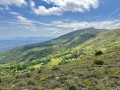 Vue vers le Pic des Courmettes et l'Esterel