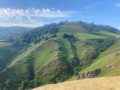 Vue vers la colline voisine