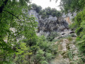 Zoom sur le haut de la cascade